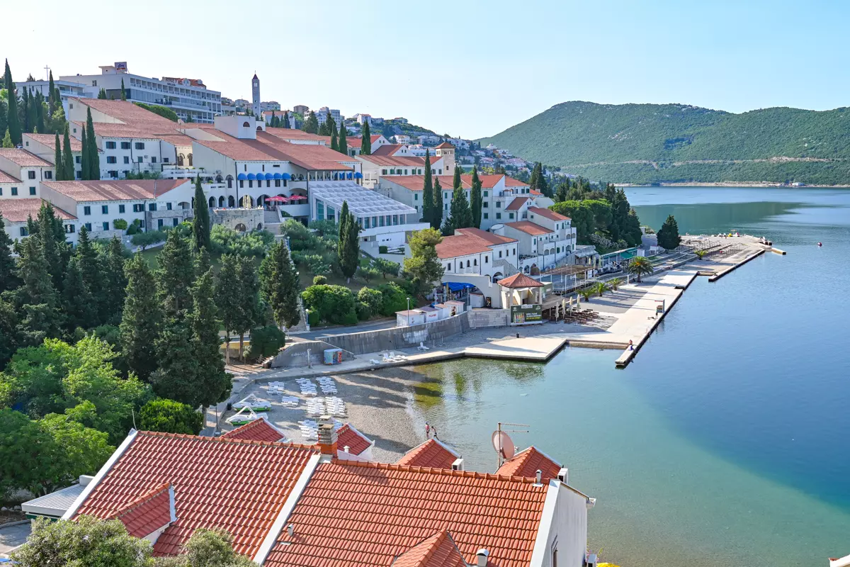 Neum