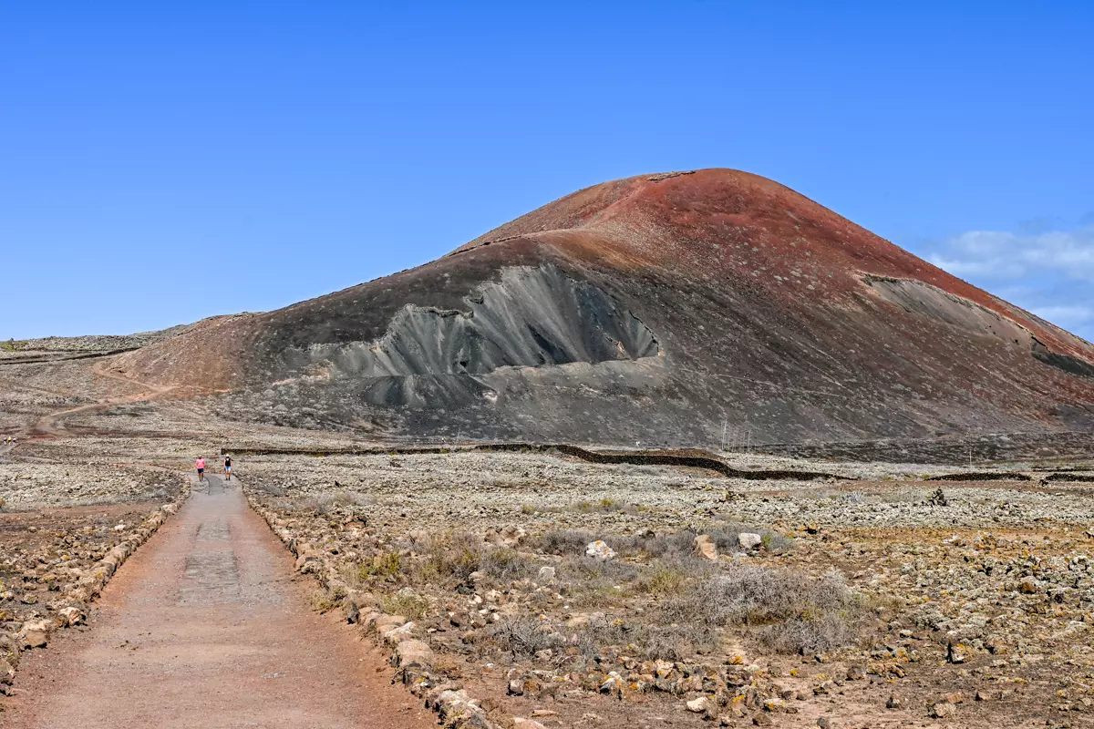 Calderon Hondo Hiking Guide