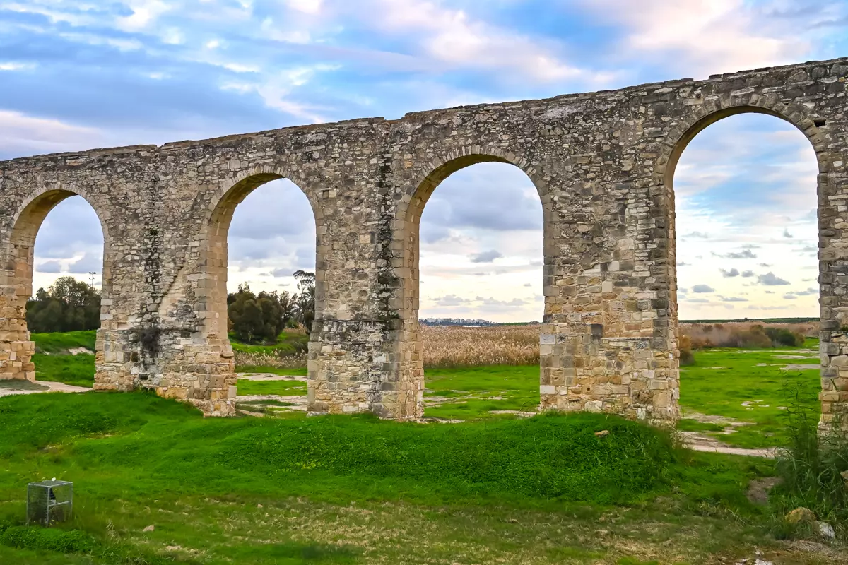 Kamares Aqueduct