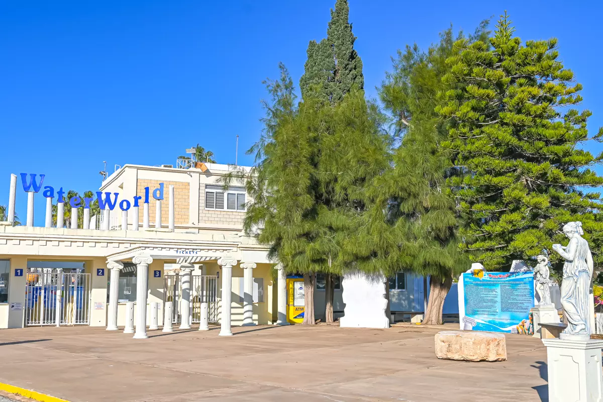 WaterWorld Themed Waterpark