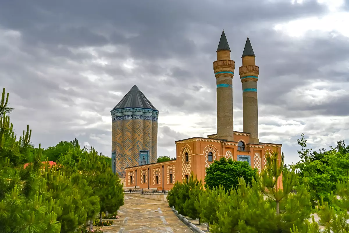 qarabaghlar mausoleum