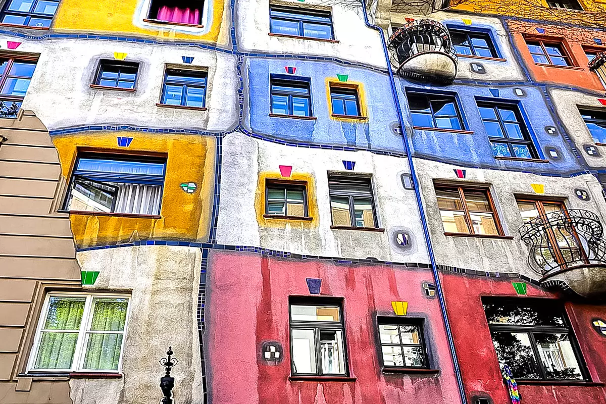 Hundertwasserhaus Vienna colorful facade with irregular windows and balconies