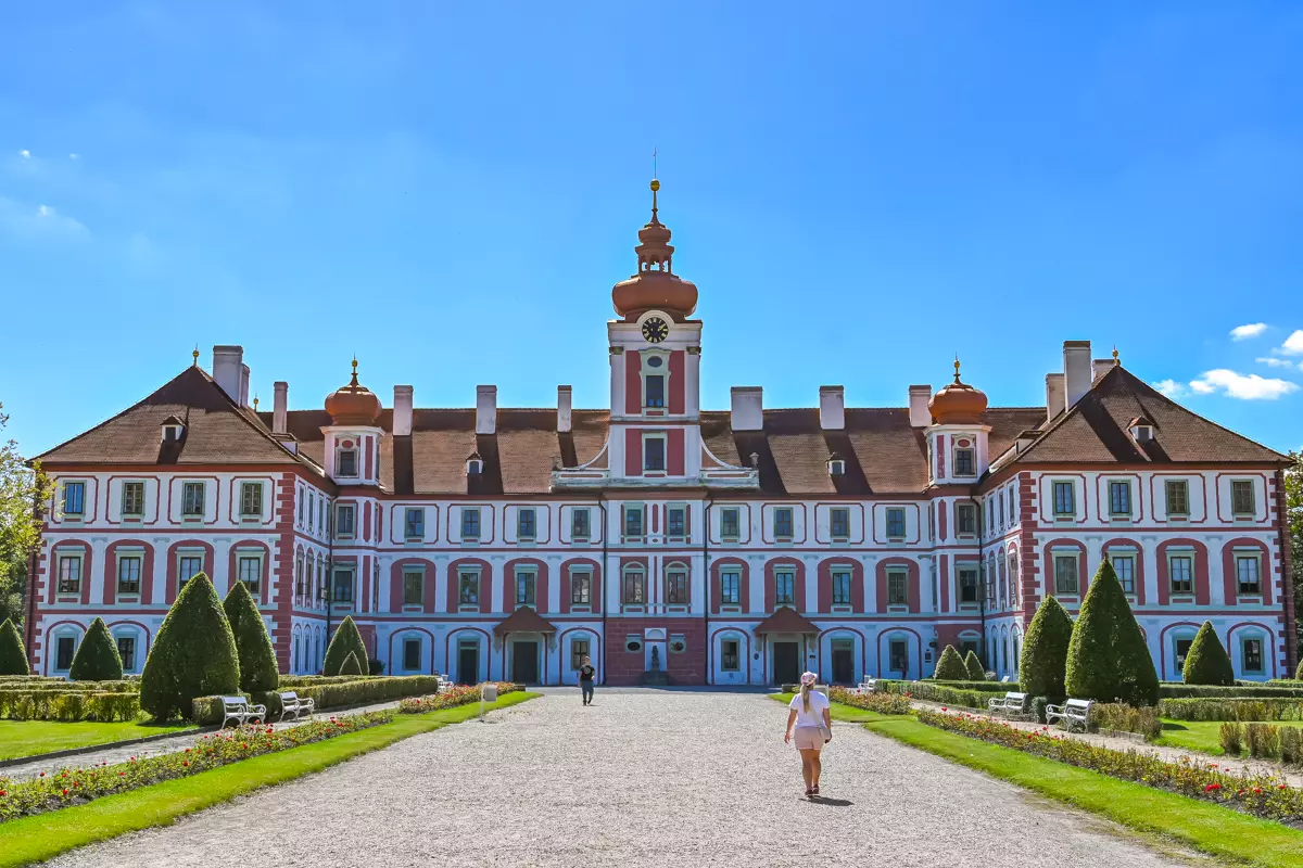 Front view of Mnichovo Hradiste Castle with garden in Czech Republic