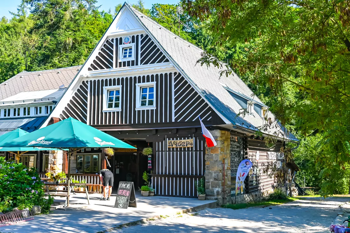 Turistická chata Prachov at the foot of Prachov Cliffs